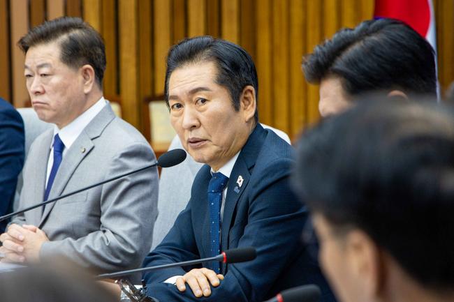 정청래 “지방이 살아야 나라가 산다”…지방의회 강화·풀뿌리 민주주의 확대 강조